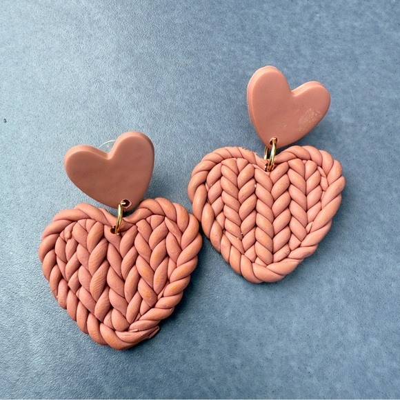 Heart-Shaped Clay Braided Earrings in Sandstone Pink - Picture 3 of 7